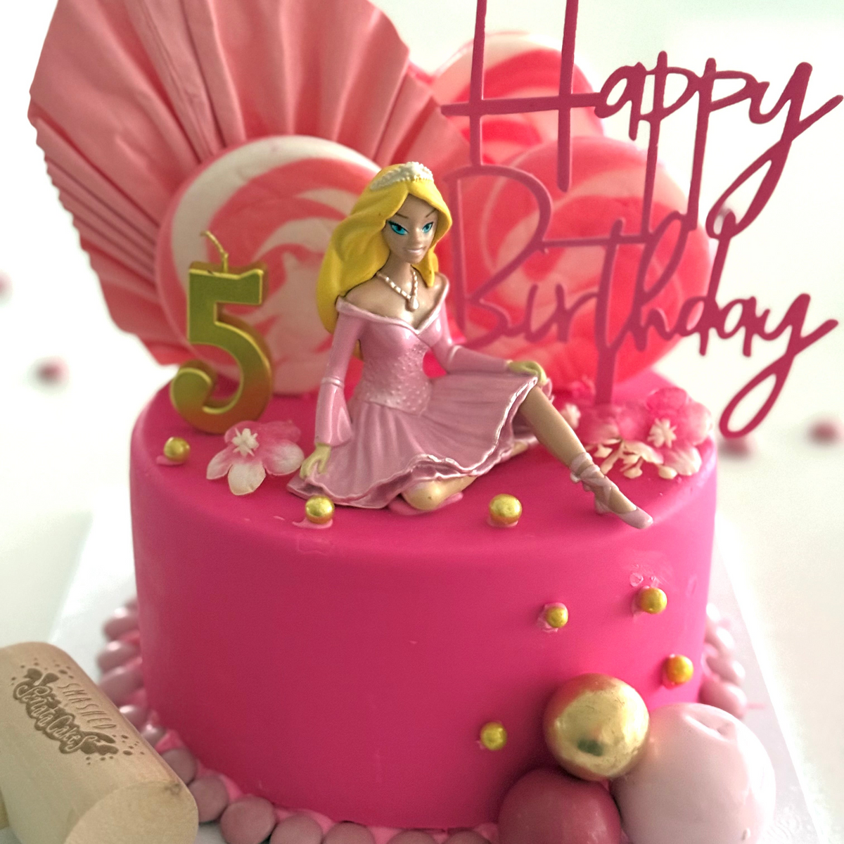 Barbie SmashCake